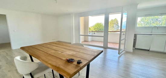 Appartement  à vendre, 3 pièces, 2 chambres, 77 m²