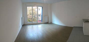 Appartement  à louer, 2 pièces, 1 chambre, 44 m²