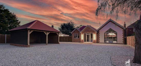 4 bedroom detached bungalow for sale