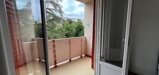 Appartement  à vendre, 3 pièces, 2 chambres, 63 m²