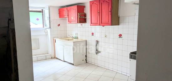 Dpt Jura (39), à vendre SELLIERES appartement avec garage