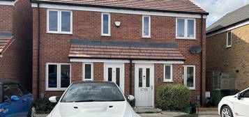 2 bedroom semi-detached house for sale