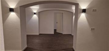 Helle Soutarrain-Wohnung 2,5 ZKB in Mettlach - Neubau