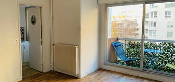 Studio  à louer, 1 pièce, 29 m², Étage 3/–