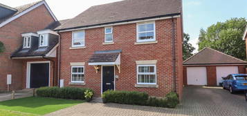 4 bed detached house for sale