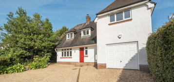 4 bedroom detached house