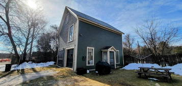 162 State St Unit Garage, Rutland, VT 05701