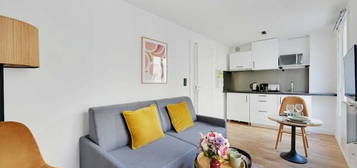 (Disponible 1-24 mois) Magnifique appartement - 1BR/4P