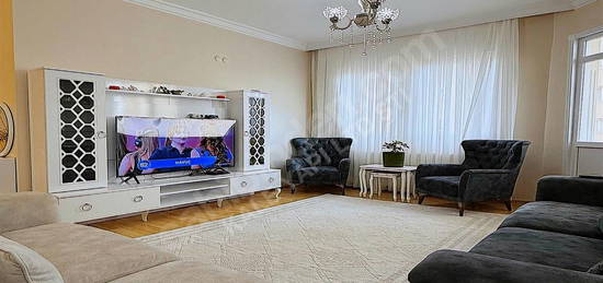 BAHÇEŞEHİR BOĞAZKÖY BUTİK SİTE, GENİŞ PEYZAJLI 3+1 SATILIK DAİRE