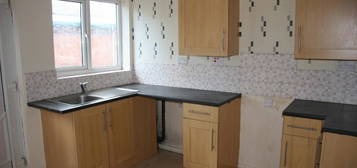 2 bed terraced house to rent