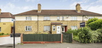 Terraced house to rent in Worton Road, Isleworth TW7