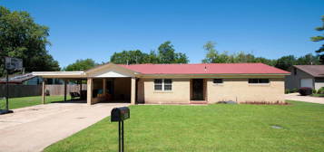 907 Block St S, Wynne, AR 72396