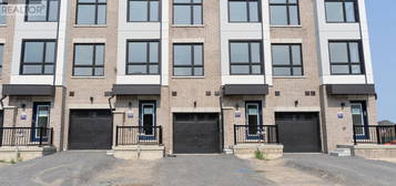 31 BATESON STREET, Ajax (South West), Ontario 