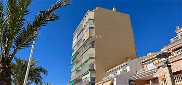 Apartamento en venta en Carrer de Sant Vicent, Campello Playa