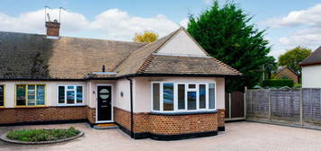 2 bedroom semi-detached bungalow for sale