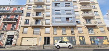 Appartement  à vendre, 3 pièces, 2 chambres, 62 m²