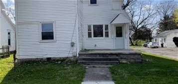 417 N West St, Bellefontaine, OH 43311