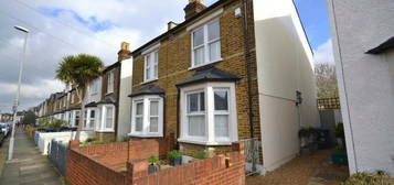 2 bedroom semi-detached house