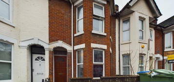 5 bedroom terraced house