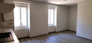 Appartement  à louer, 3 pièces, 2 chambres, 63 m²