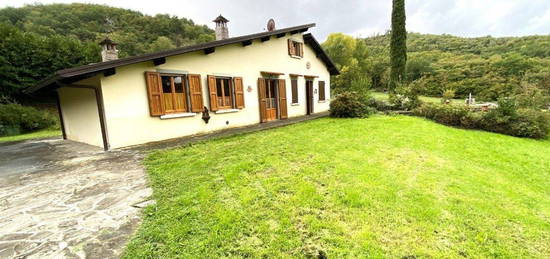 Villa in vendita in frazione Celle