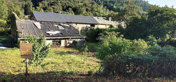 Maison dans hameau