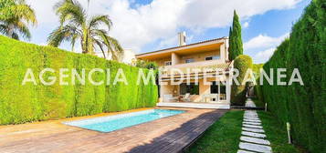 Casa en Torre en Conill-Cumbres de San Antonio, Bétera