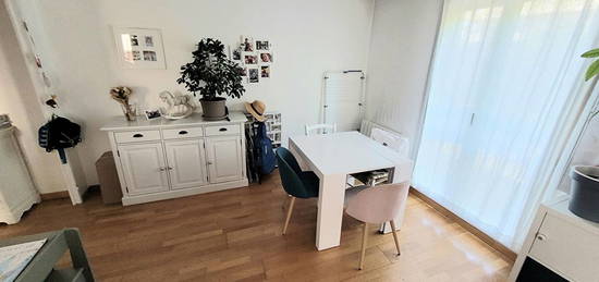 Appartement  à vendre, 3 pièces, 2 chambres, 63 m²