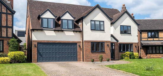 5 bedroom detached house for sale