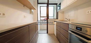 Apartamento T3 Remodelado C/ Varanda e Lugar de Garagem em Ramalde ...