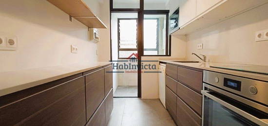 Apartamento T3 Remodelado C/ Varanda e Lugar de Garagem em Ramalde ...