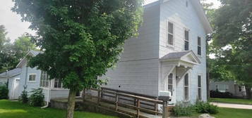 134 S 2nd St, West Branch, MI 48661