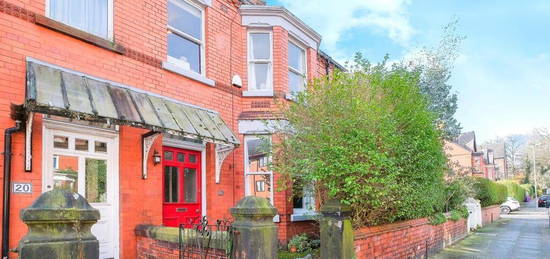 4 bedroom terraced house for sale