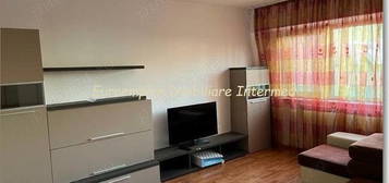 Inchiriez apartament 3 camere zona Tomis 3, 550 EURO+loc de parcare