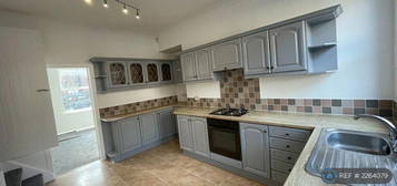 4 bedroom terraced house