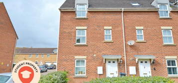 4 bed end terrace house to rent