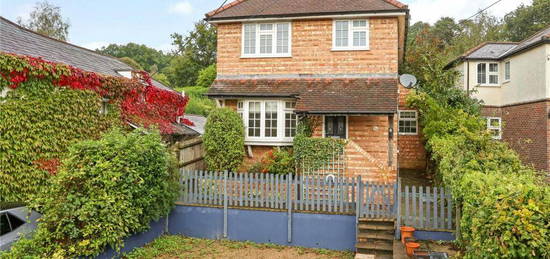 3 bedroom detached house