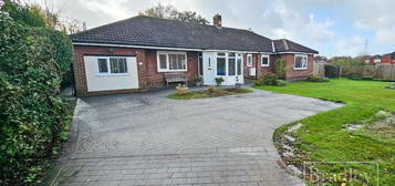 4 bedroom detached bungalow for sale