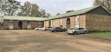 600 E Georgetown St Unit 9, Crystal Springs, MS 39059