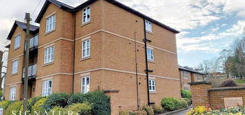 Flat to rent in Andersons Croft, Cotterells, Hemel Hempstead HP1