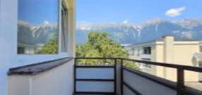 Schöne Garconniere mit Balkon