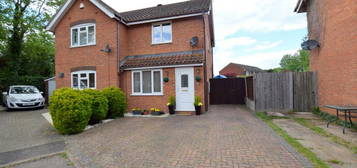 2 bedroom semi-detached house to rent