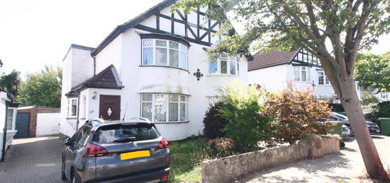 2 bed semi-detached house for sale