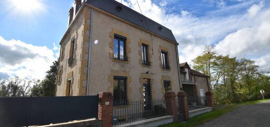 Maison à vendre 4 pièces LA MOTTE SAINT JEAN (71)