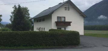 Mehrfamilienhaus Ruhelage Hermagornähe