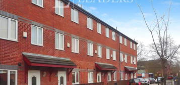 4 bedroom terraced house