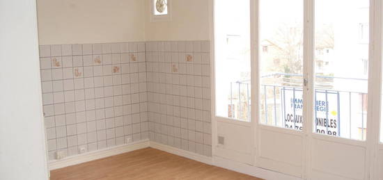 Location appartement 3 pièces 60 m²