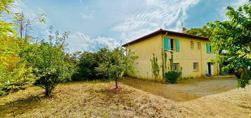 Opportunité rare - Neffies - Maison avec deux terrains constructibles