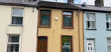 3 bed terraced house for sale