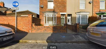 2 bedroom end of terrace house